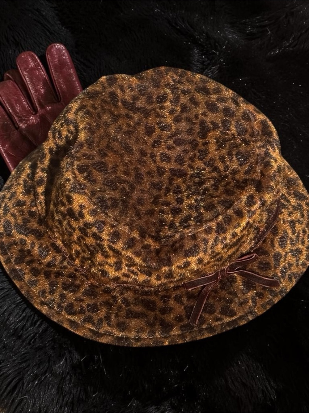 Vintage Y2K TRIXIE Brown Leopard Print Faux Fur Velvet Bow Bucket Hat